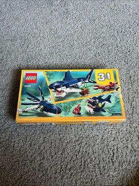 LEGO CREATOR: Deep Sea Creatures (31088)
